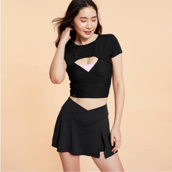 Blogilates Reversible Bow Back Tee - Picture 2 of 6